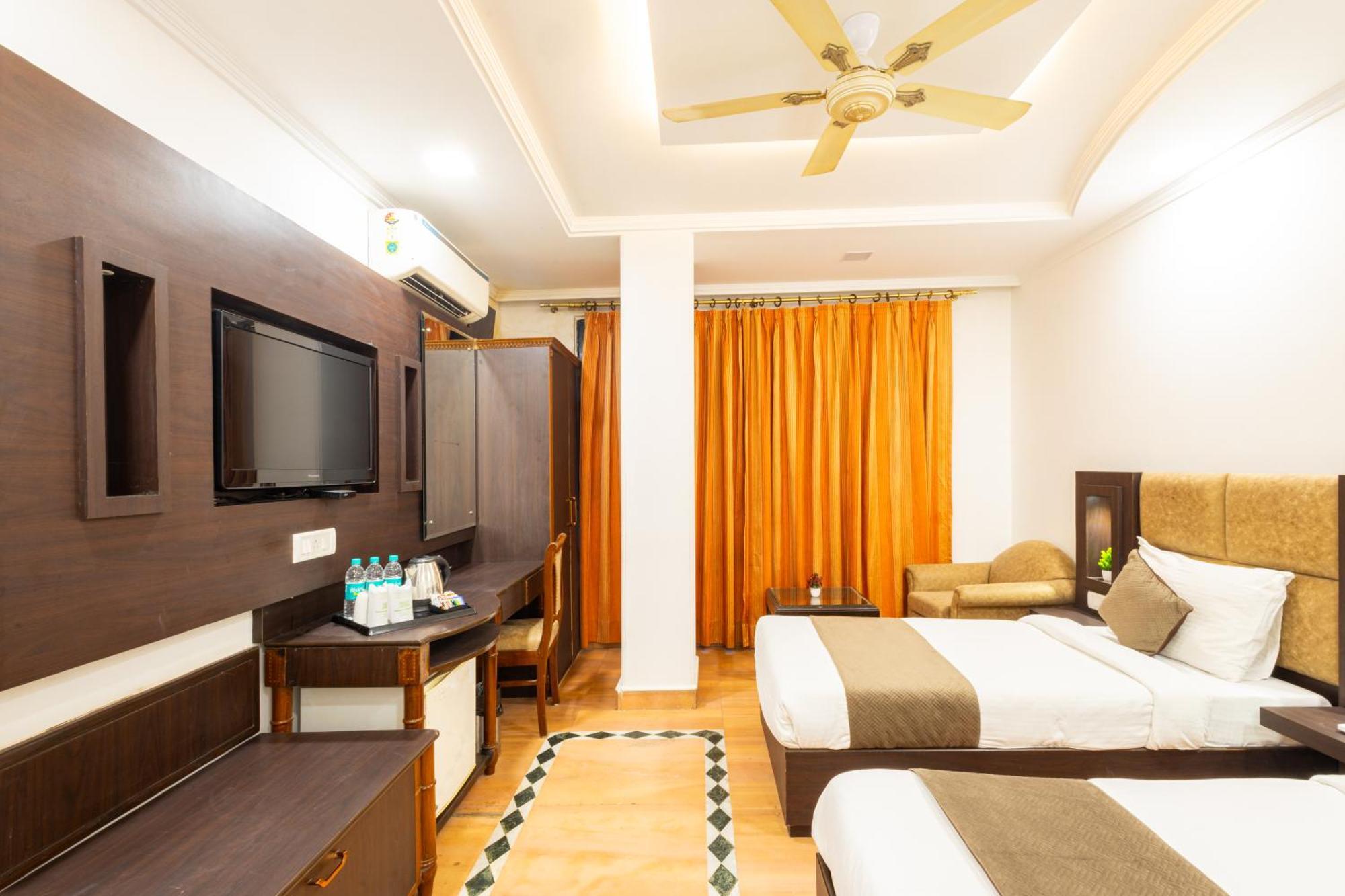 Hotel Panickers Residency - Ajmal Khan Market Near Karol Bagh Metro Delhi  Dış mekan fotoğraf