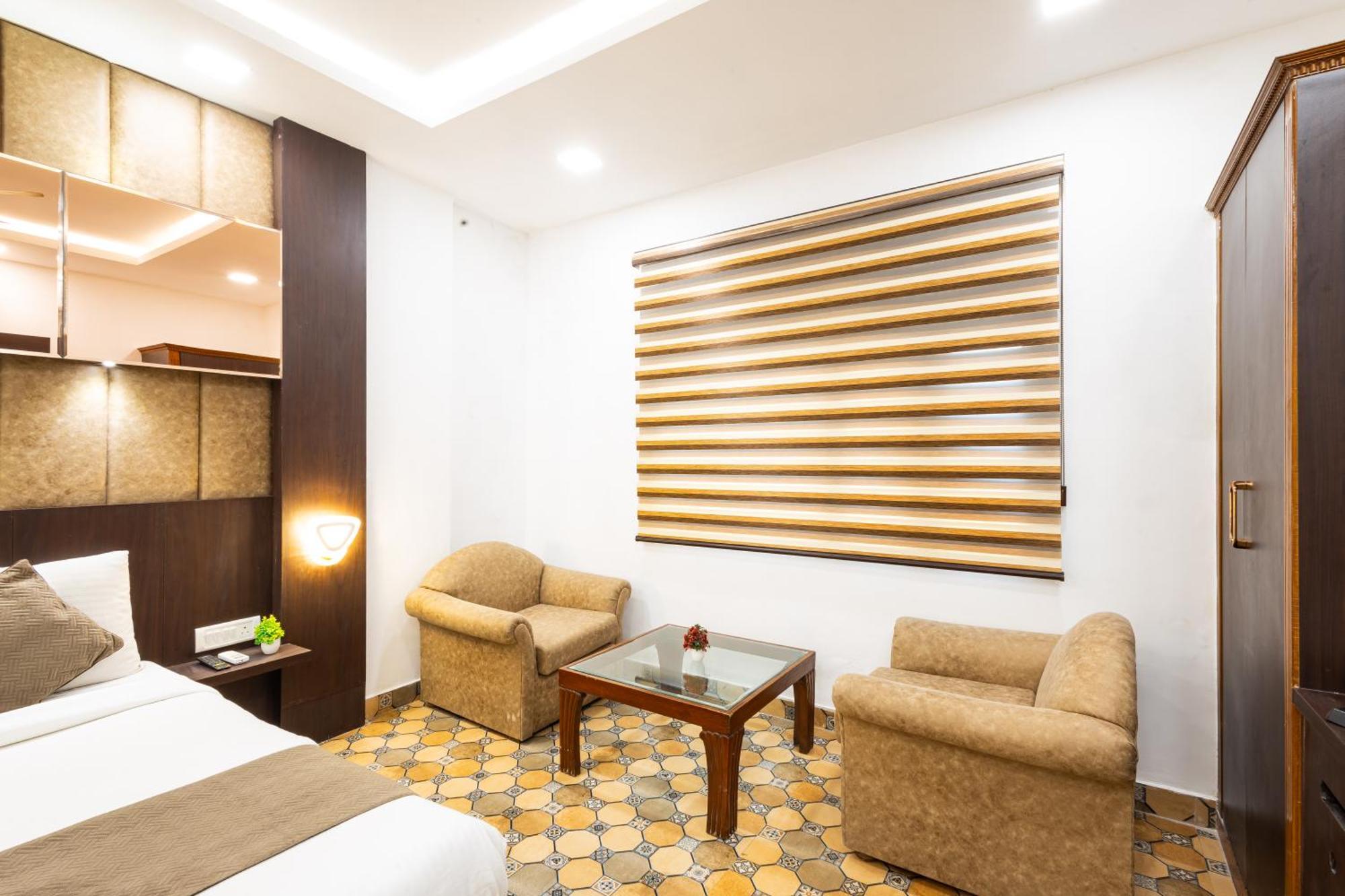Hotel Panickers Residency - Ajmal Khan Market Near Karol Bagh Metro Delhi  Dış mekan fotoğraf