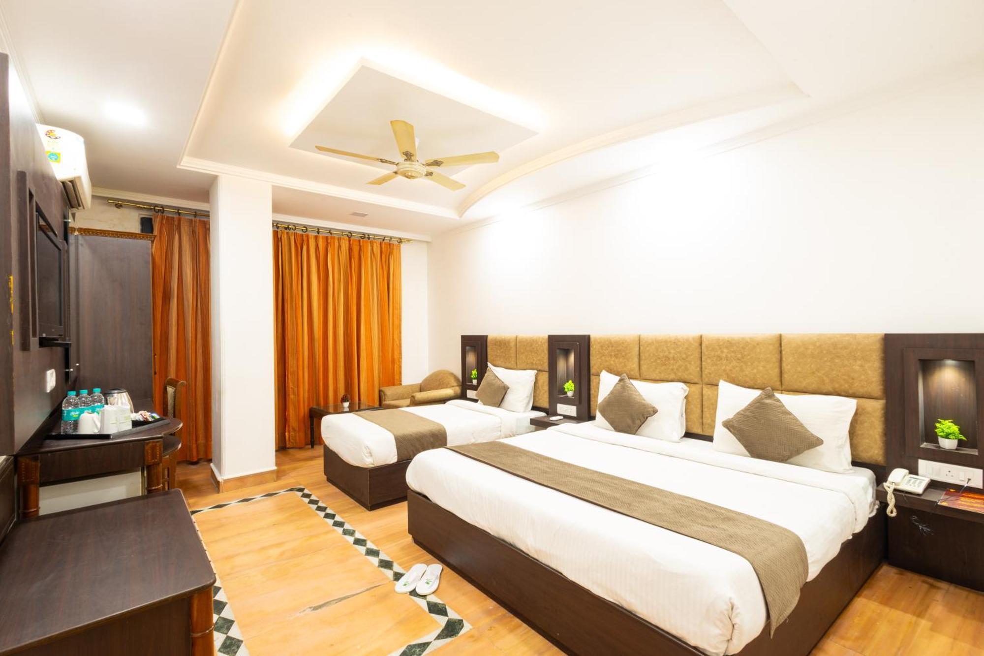Hotel Panickers Residency - Ajmal Khan Market Near Karol Bagh Metro Delhi  Dış mekan fotoğraf